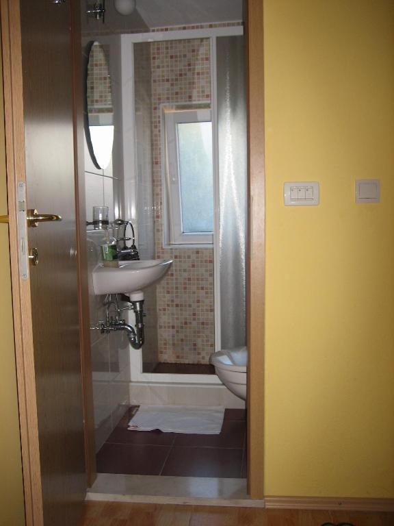 Split Central Guesthouse Phòng bức ảnh